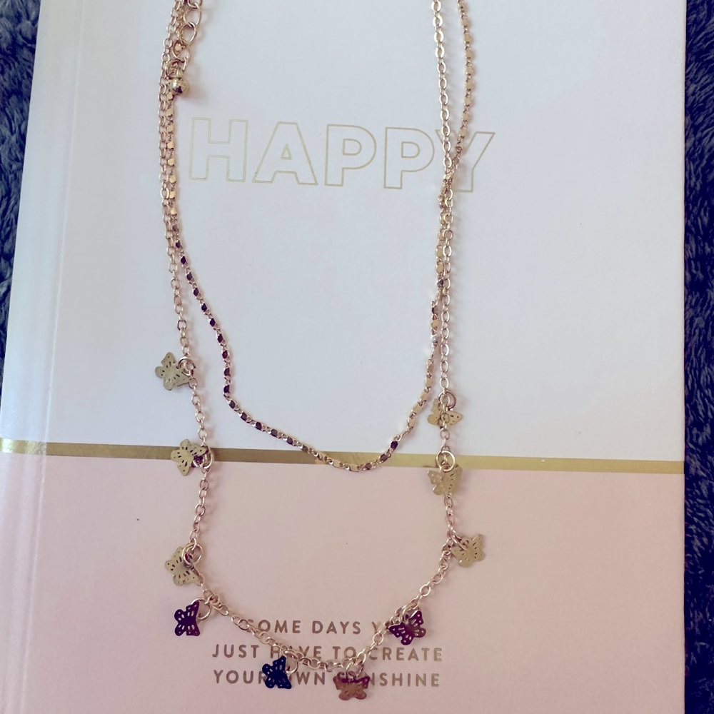 NWT Dainty Gold Butterly Layered Necklace